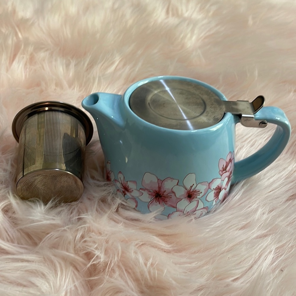 Alfred Teapot - Picture 2 of 5